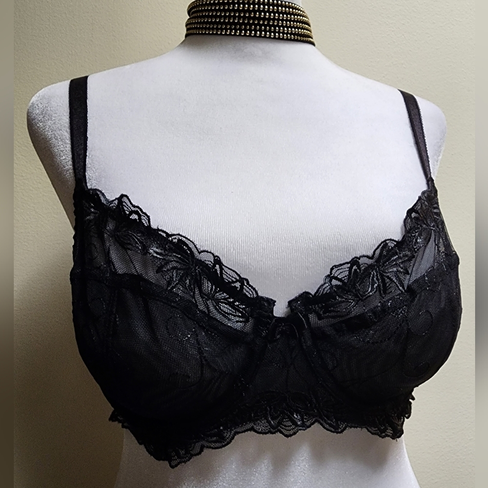 Gorgeous Black Lace Demi Cup Bra Size 34D Underwire Bra